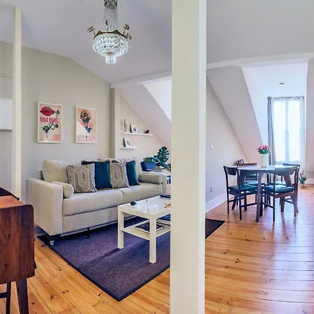 Appartement Cosy & Bright Condo Amazing Urban Skyline Lissabon