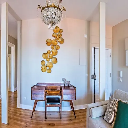 Cosy & Bright Condo Amazing Urban Skyline * Lissabon